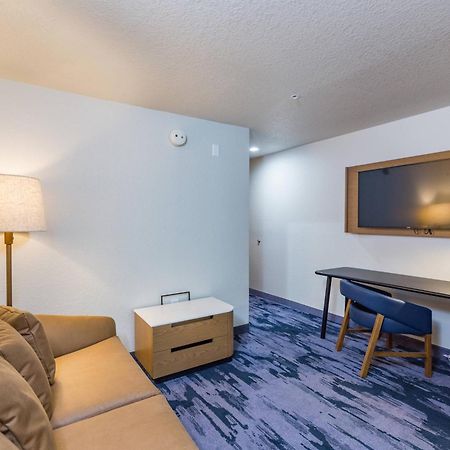 Fairfield Inn And Suites By Marriott Tampa North Temple Terrace Dış mekan fotoğraf