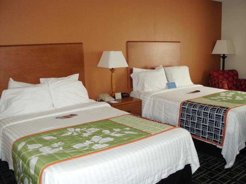 Fairfield Inn And Suites By Marriott Tampa North Temple Terrace Dış mekan fotoğraf