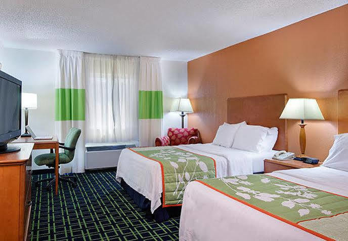 Fairfield Inn And Suites By Marriott Tampa North Temple Terrace Dış mekan fotoğraf